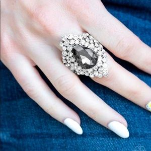 Stunning statement ring